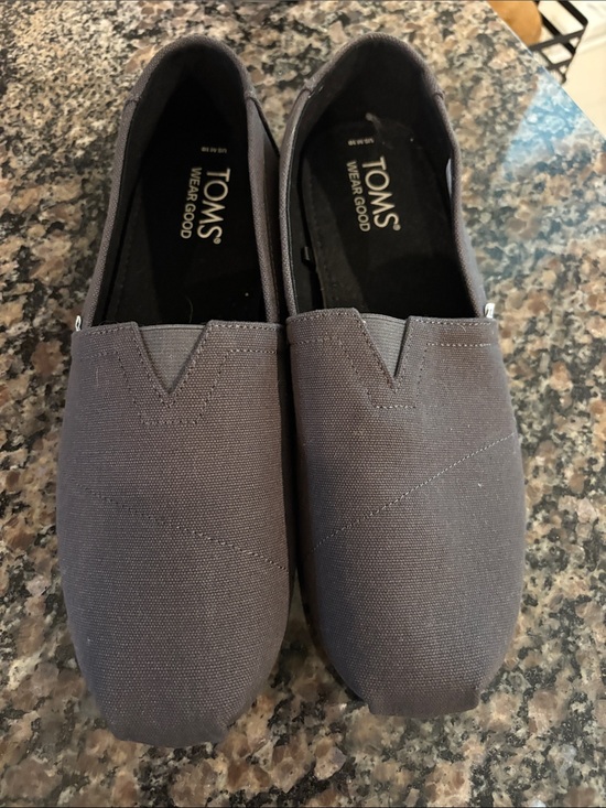 Toms Other - TOMS Men’s Classic Slip-On Shoes in Gray size 10